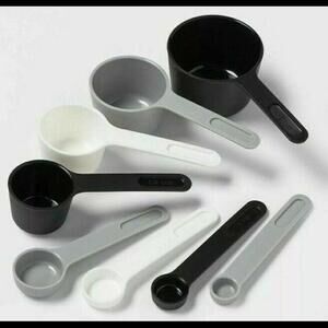 8pc Plastic Measuring Cups Gray - Room Essentials